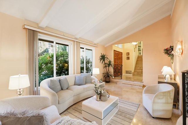 5459 Entrada Cedros, San Jose, CA 95123