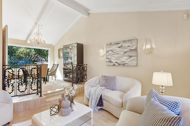 5459 Entrada Cedros, San Jose, CA 95123