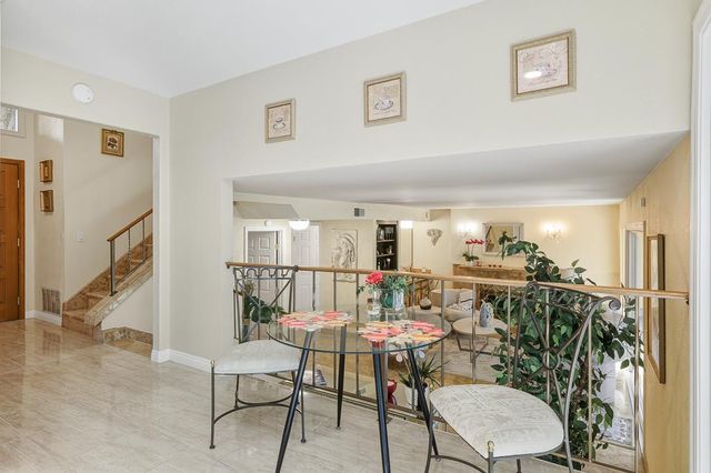 5459 Entrada Cedros, San Jose, CA 95123