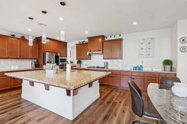 2371 Rio Grande Dr, Tracy, CA 95377