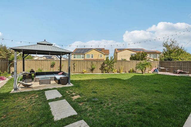 2371 Rio Grande Dr, Tracy, CA 95377