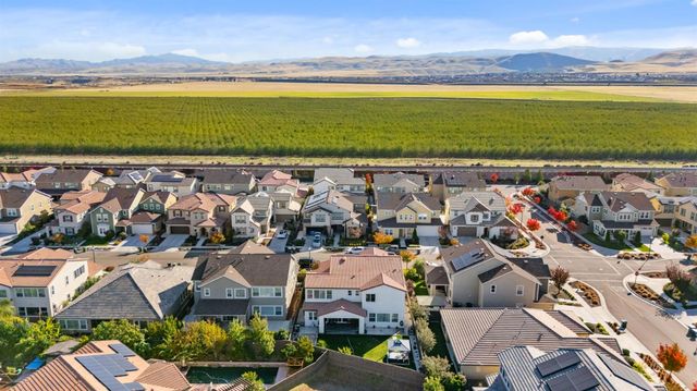 2371 Rio Grande Dr, Tracy, CA 95377