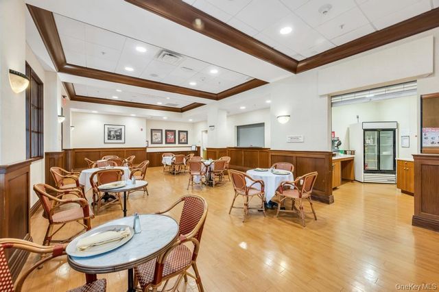 300 E Overlook 534, Port Washington, NY 11050