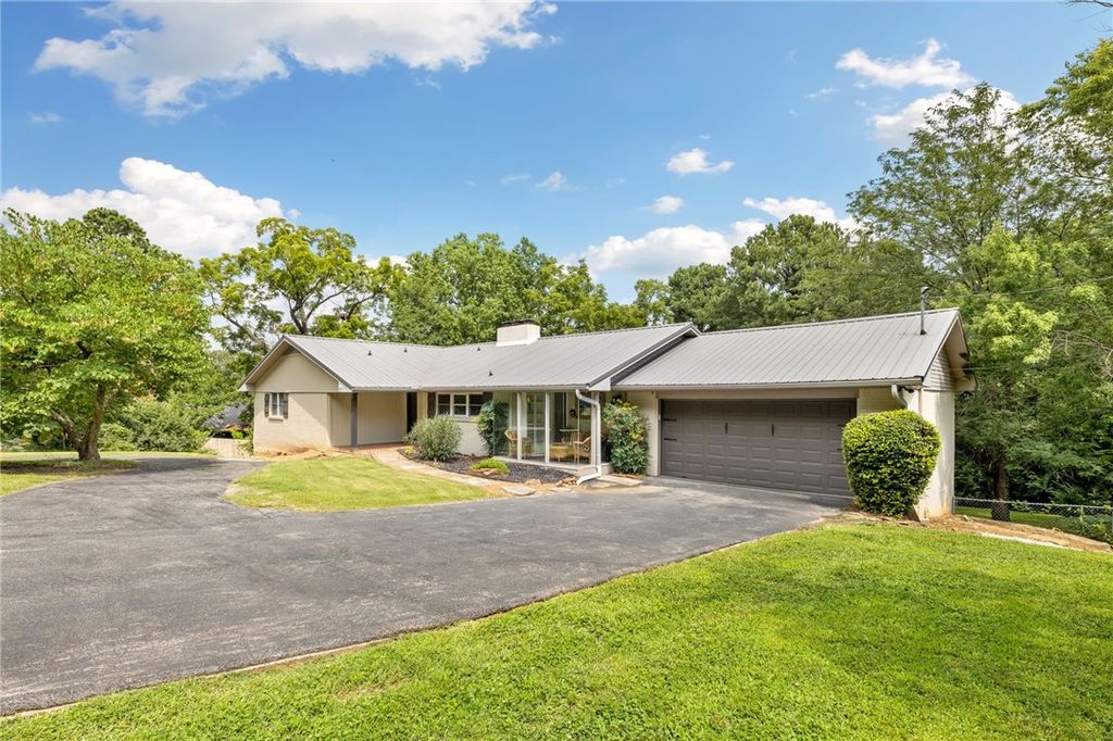 132 W Sycamore Street, Fayetteville, AR 72703