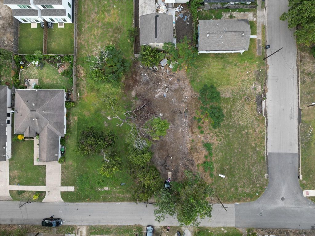 3217 Tuam Street, Houston, TX 77004