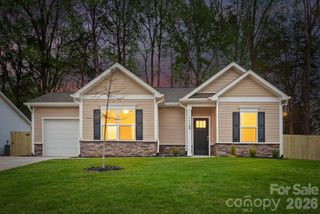 912 Bond Avenue, Gastonia, NC 28052