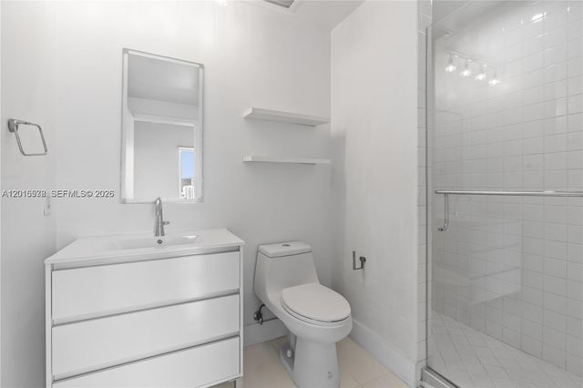 10 SW South River Dr 1504, Miami, FL 33130