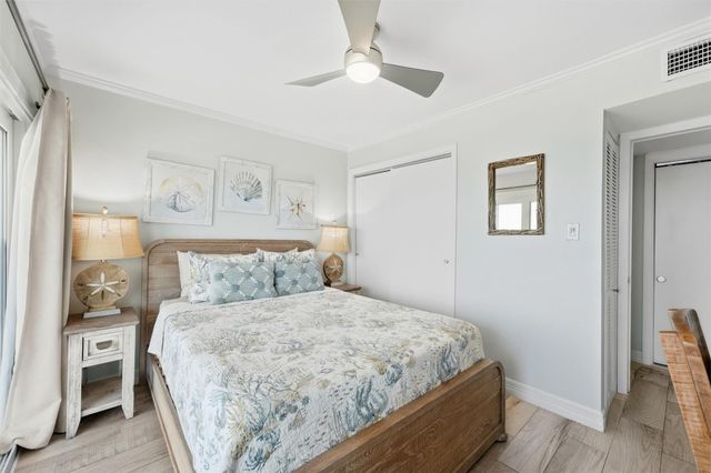 7310 Seawall Boulevard 1105, Galveston, TX 77551