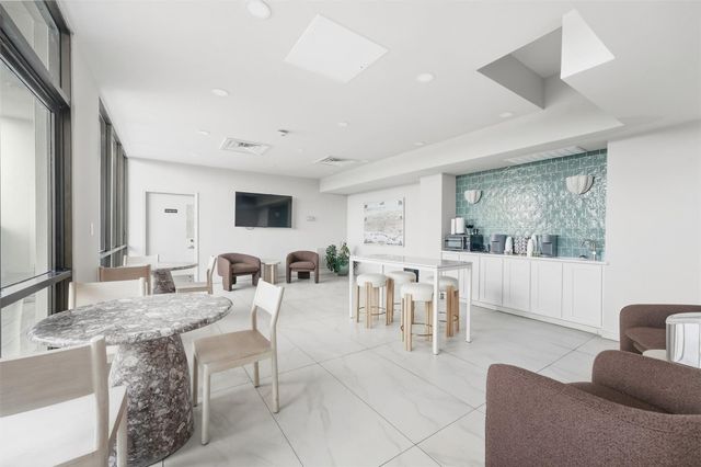 7310 Seawall Boulevard 1105, Galveston, TX 77551