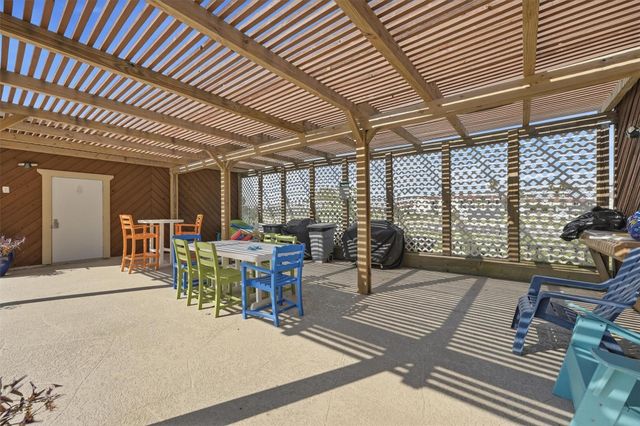 7310 Seawall Boulevard 1105, Galveston, TX 77551