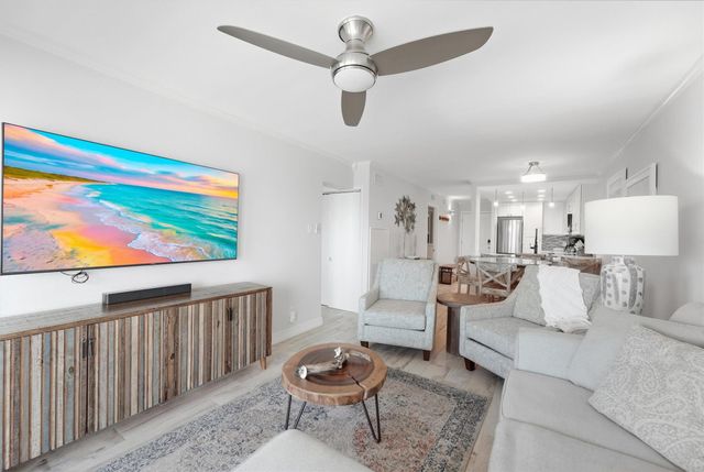 7310 Seawall Boulevard 1105, Galveston, TX 77551