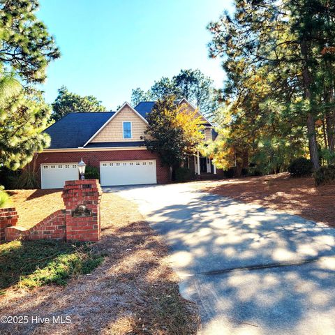 223 Longleaf Drive, West End, NC 27376