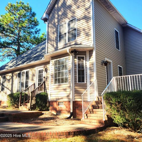 223 Longleaf Drive, West End, NC 27376