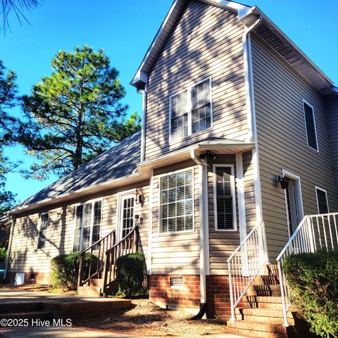 223 Longleaf Drive, West End, NC 27376