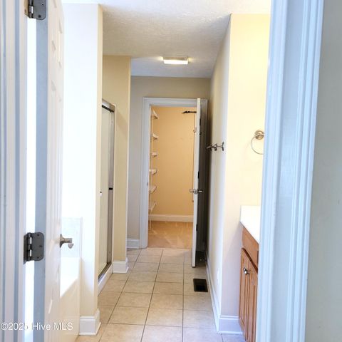 223 Longleaf Drive, West End, NC 27376