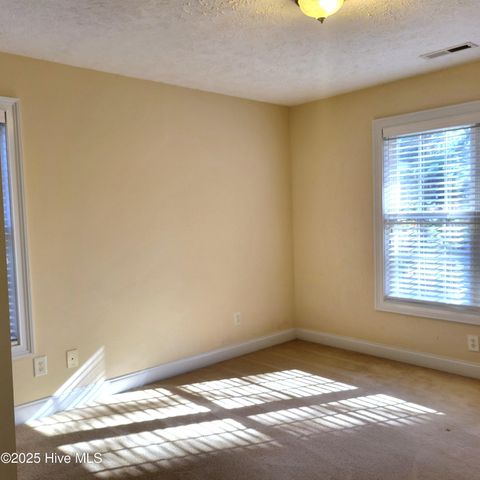 223 Longleaf Drive, West End, NC 27376