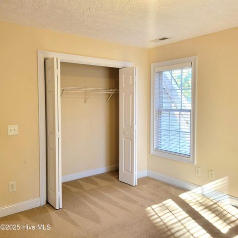 223 Longleaf Drive, West End, NC 27376