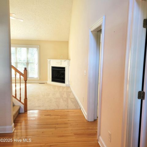 223 Longleaf Drive, West End, NC 27376