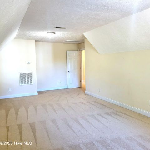 223 Longleaf Drive, West End, NC 27376