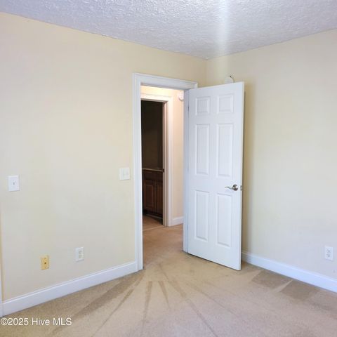 223 Longleaf Drive, West End, NC 27376