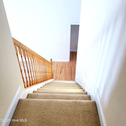 223 Longleaf Drive, West End, NC 27376