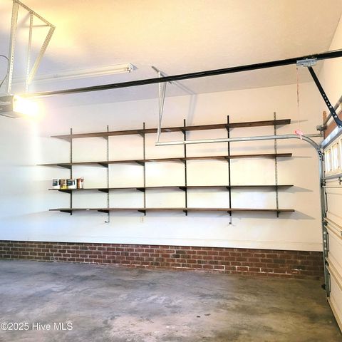 223 Longleaf Drive, West End, NC 27376