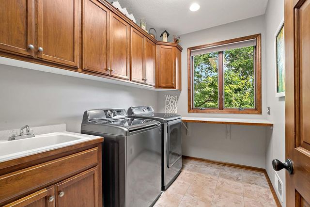 17854 Lanesboro Court, Lakeville, MN 55044