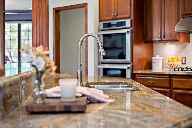 17854 Lanesboro Court, Lakeville, MN 55044