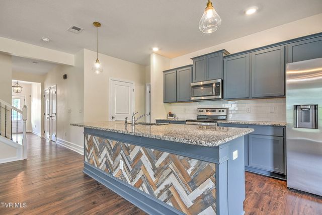 1276 Valley Parke Drive, Kingsport, TN 37663
