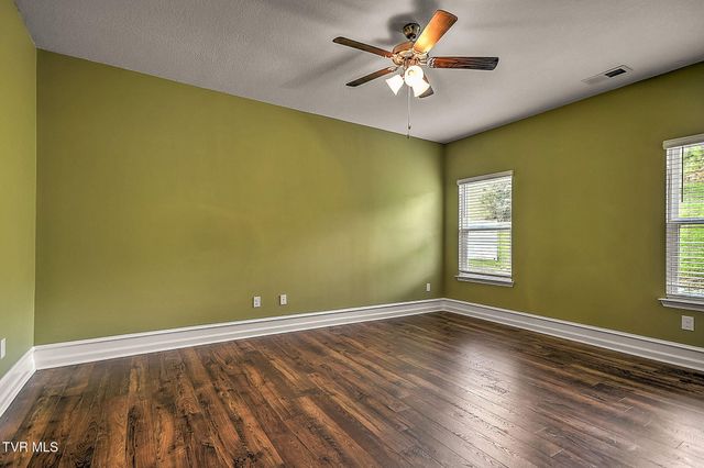1276 Valley Parke Drive, Kingsport, TN 37663