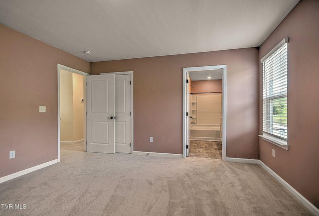 1276 Valley Parke Drive, Kingsport, TN 37663