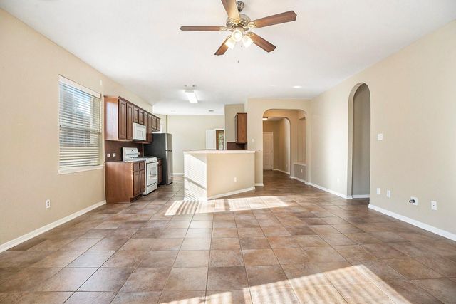 6185 Galloway Lane, League City, TX 77573