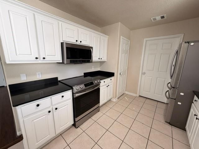 2602 Shark Circle, Texas City, TX 77591