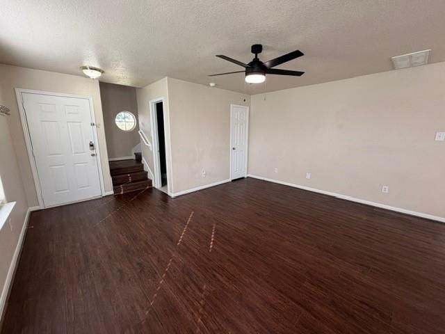 2602 Shark Circle, Texas City, TX 77591