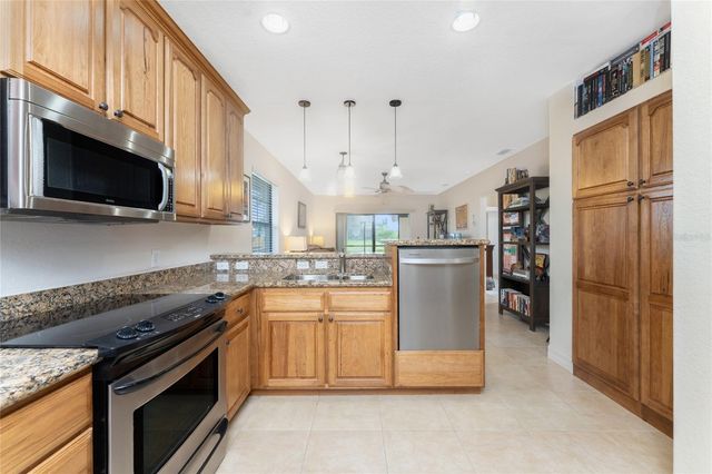 352 BOUNDARY BOULEVARD 352L, Rotonda West, FL 33947