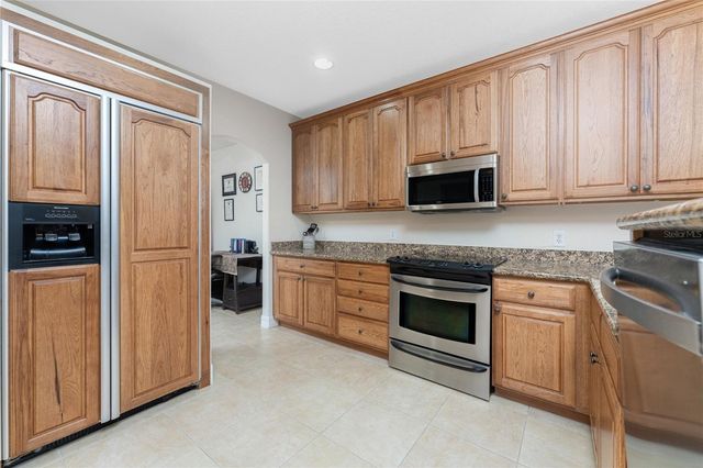 352 BOUNDARY BOULEVARD 352L, Rotonda West, FL 33947