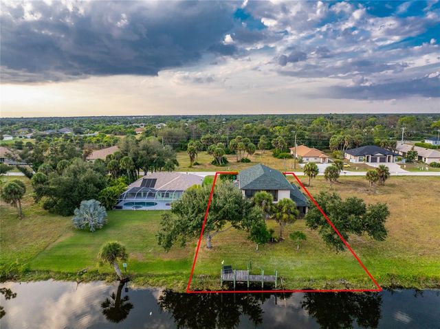 352 BOUNDARY BOULEVARD 352L, Rotonda West, FL 33947