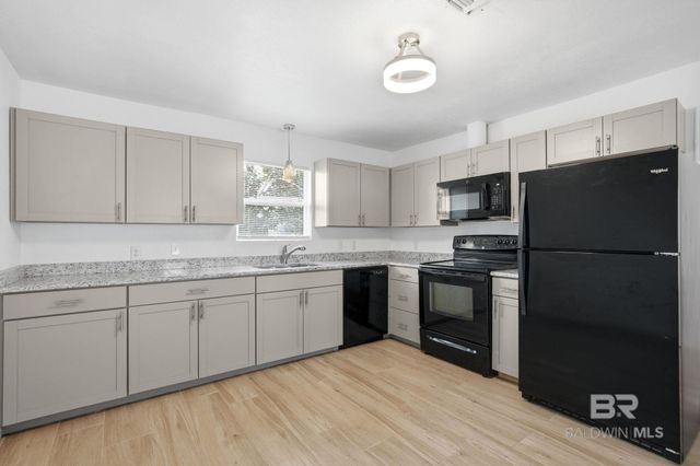 21787 Broad Street, Silverhill, AL 36576