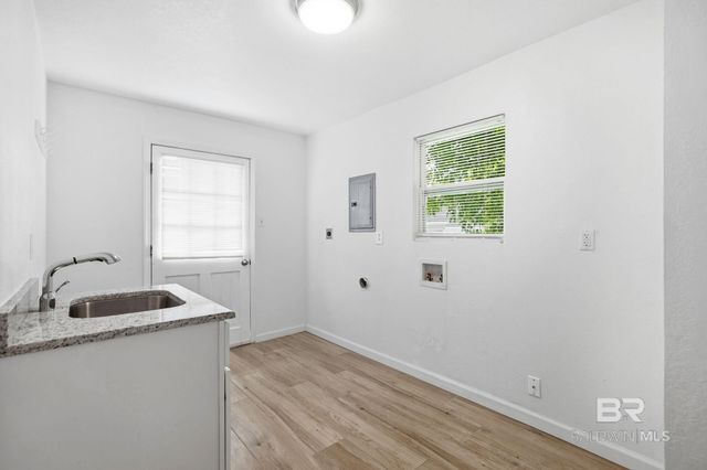 21787 Broad Street, Silverhill, AL 36576