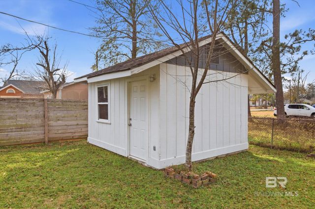 21787 Broad Street, Silverhill, AL 36576