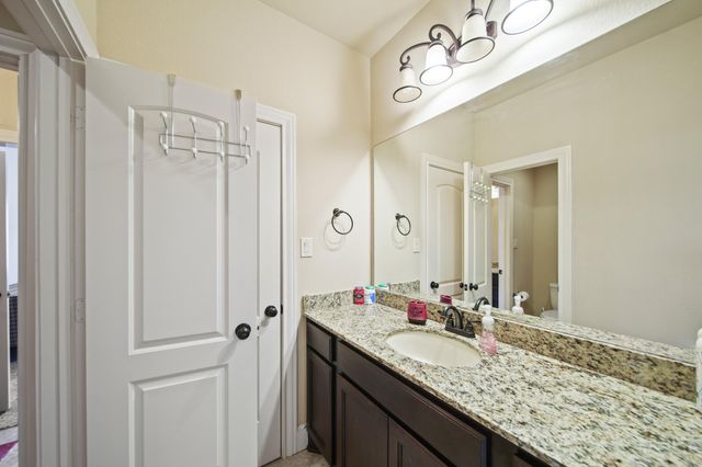 2523 Crossvine Drive, Katy, TX 77494