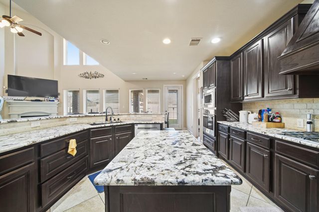 2523 Crossvine Drive, Katy, TX 77494