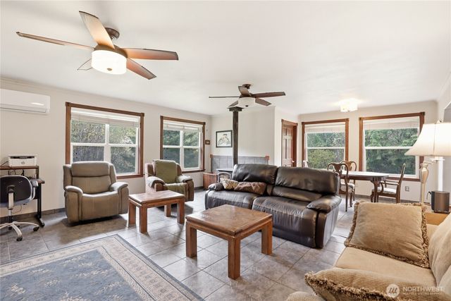 14619 128th Avenue NW, Gig Harbor, WA 98329