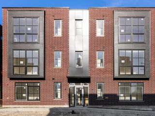 8308 CENTER Avenue 302, River Grove, IL 60171