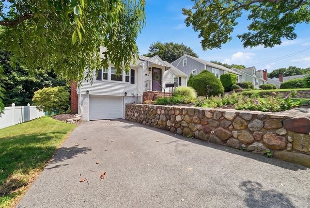 3 Linden Ave, Salem, MA 01970