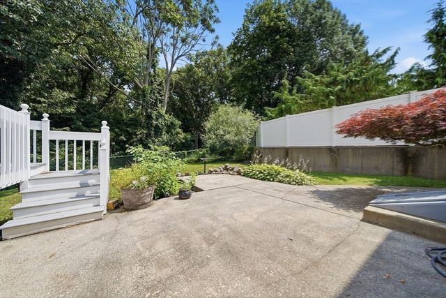 3 Linden Ave, Salem, MA 01970