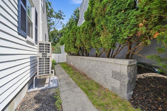 3 Linden Ave, Salem, MA 01970