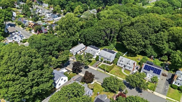 3 Linden Ave, Salem, MA 01970