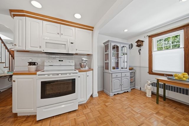 3 Linden Ave, Salem, MA 01970