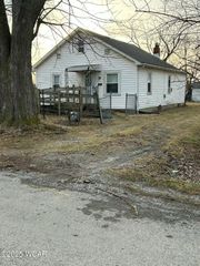1907 N Elizabeth Street, Lima, OH 45801